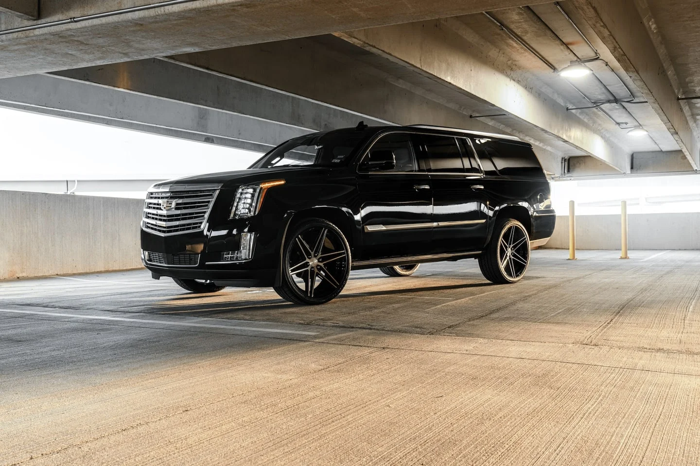 2019-Cadillac-Escalade-FT4-Machine-Black-4