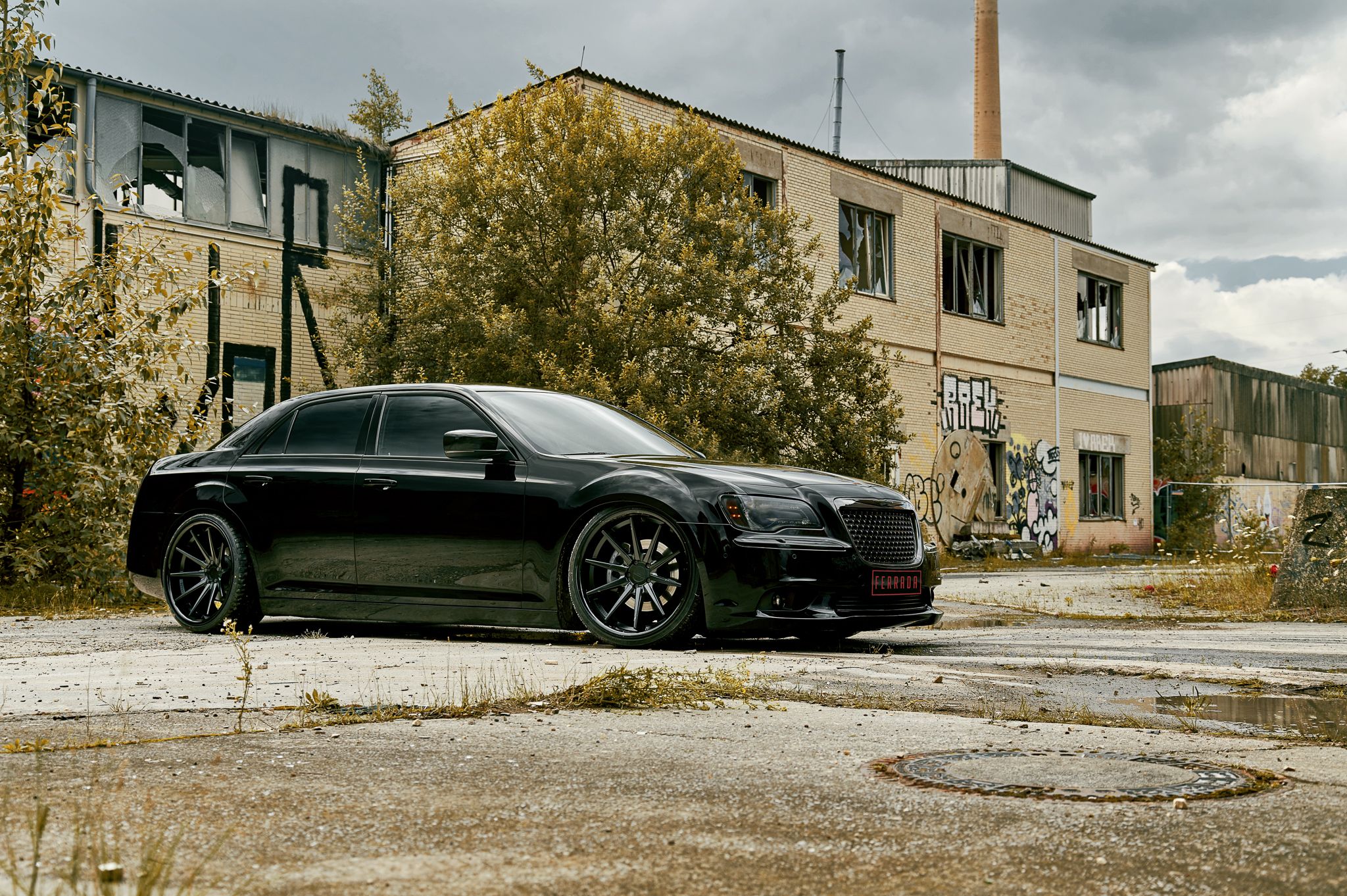 Chrysler 300 - FR4 Matte Black (4 of 8)