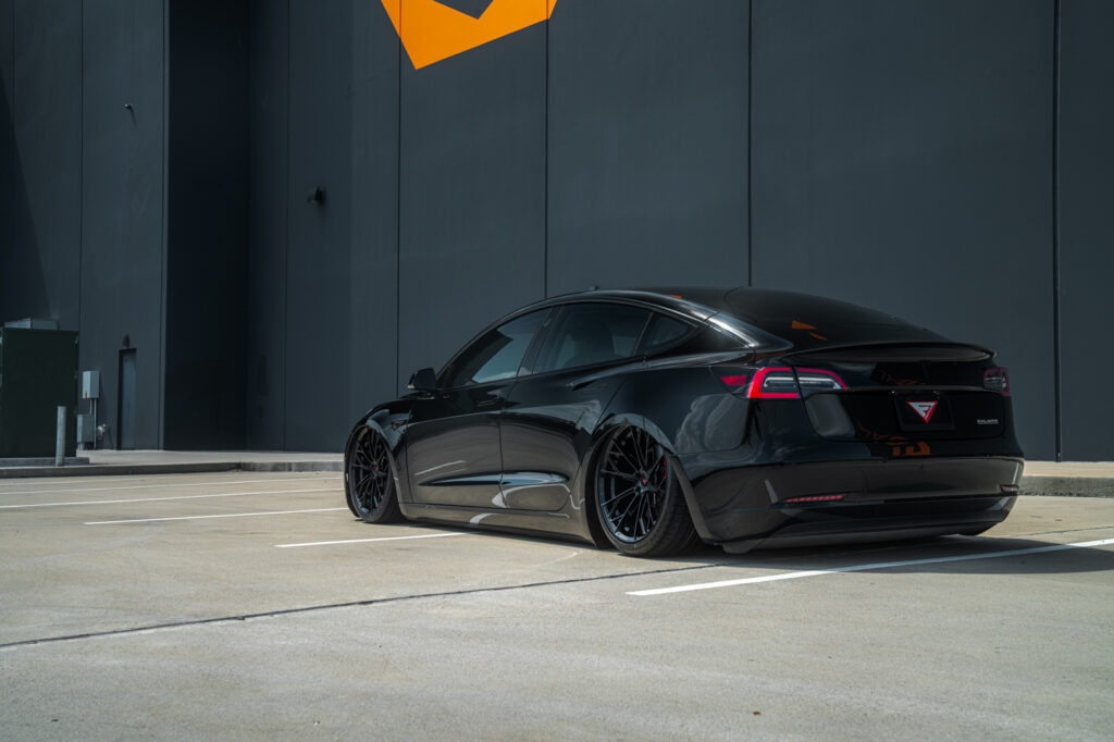Tesla 3 – FR11 OB – FERRADA WHEELS