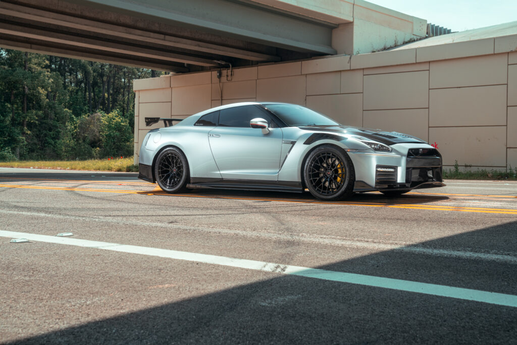 Nissan GTR – FR12 OB – FERRADA WHEELS
