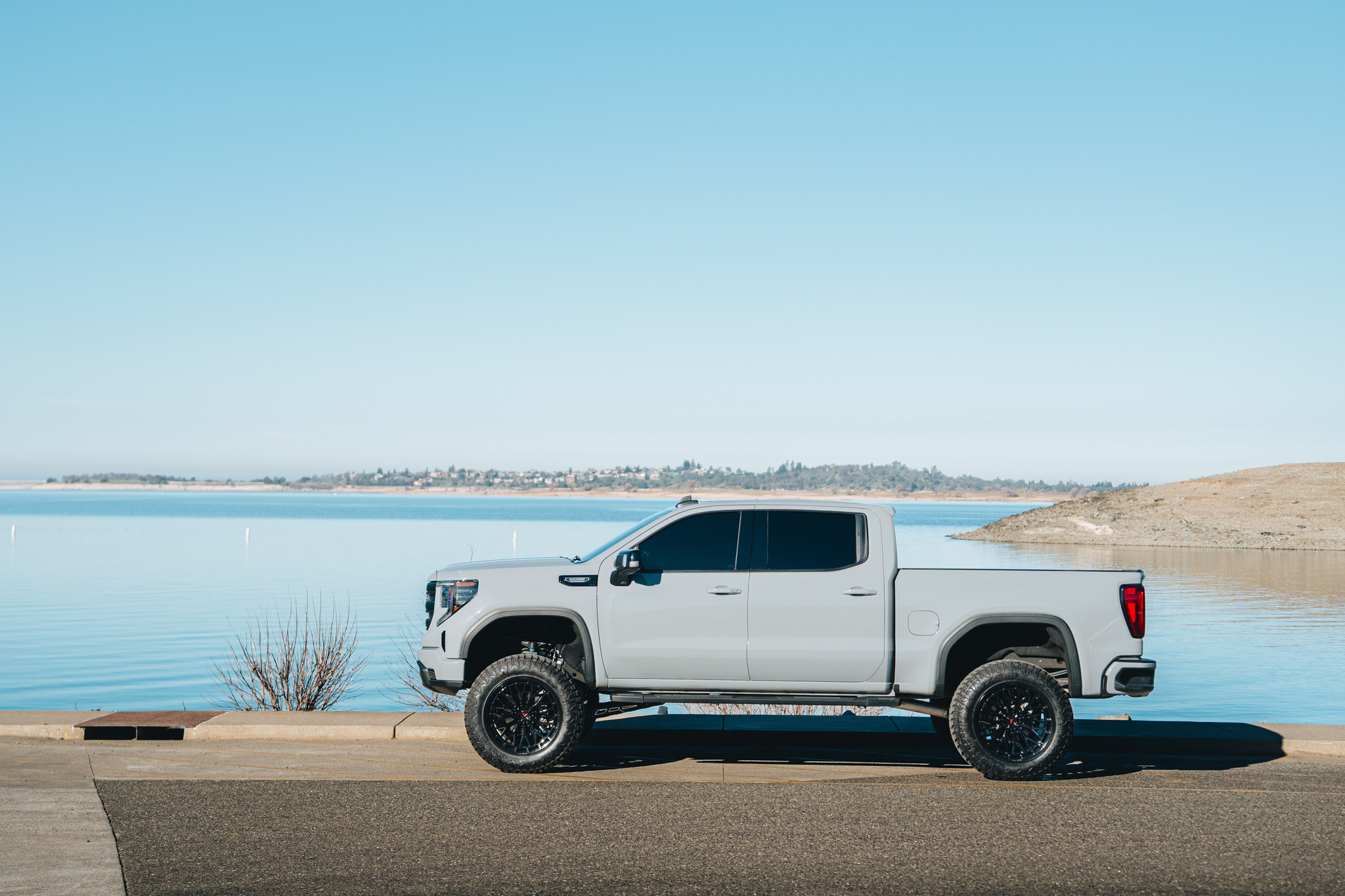 GMC Sierra - FTR12 OB (2 of 11)