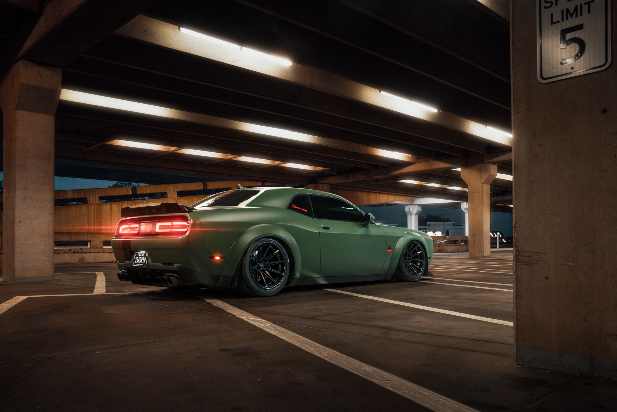 Dodge Challenger Widebody - CM2 MB (7 of 8)