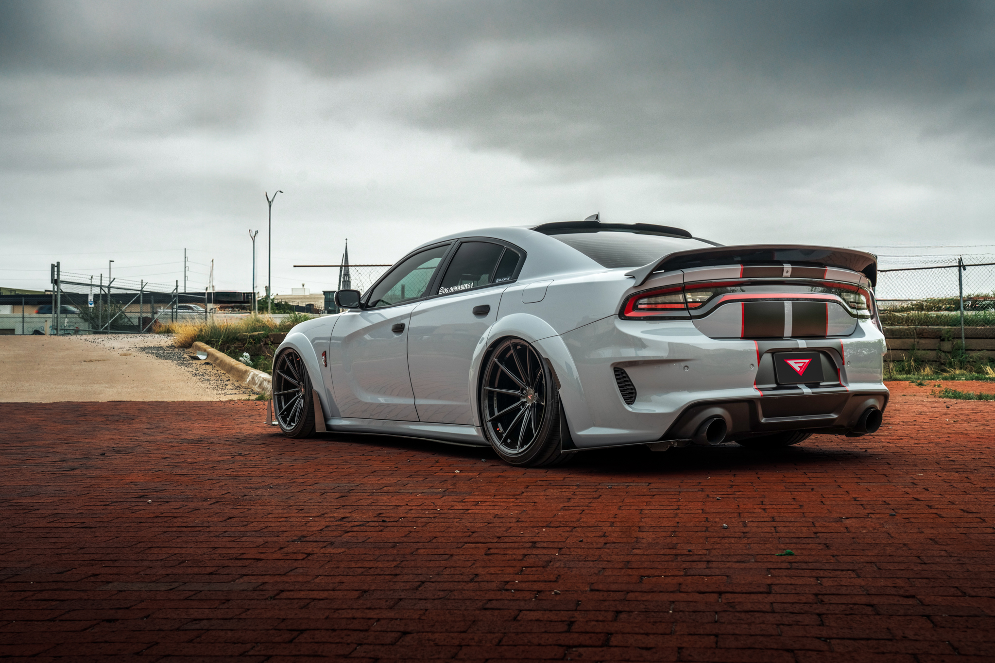 Dodge Charger Widebody - FR10 OB (6 of 8)