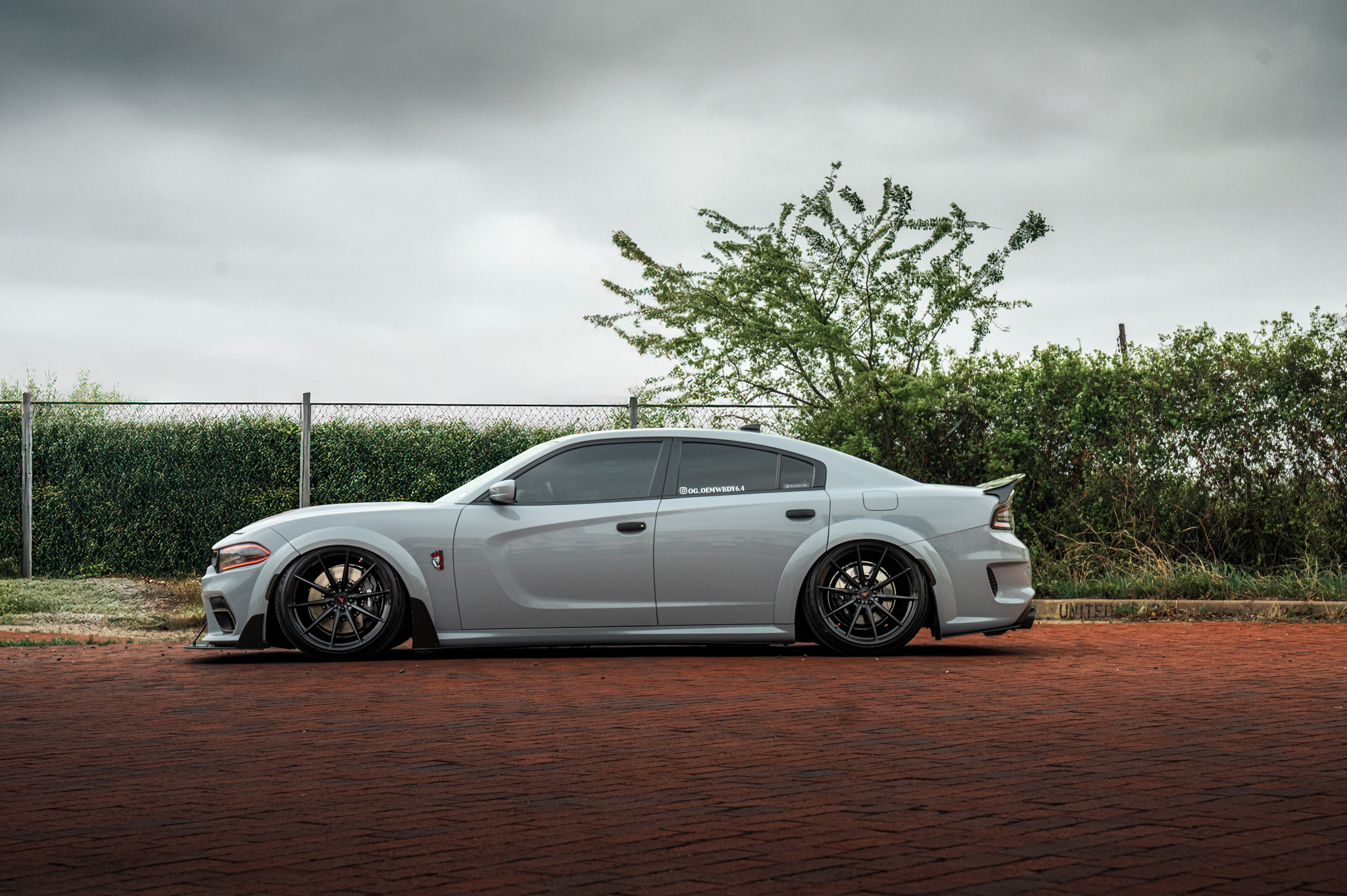 Dodge Charger Widebody - FR10 OB (8 of 8)