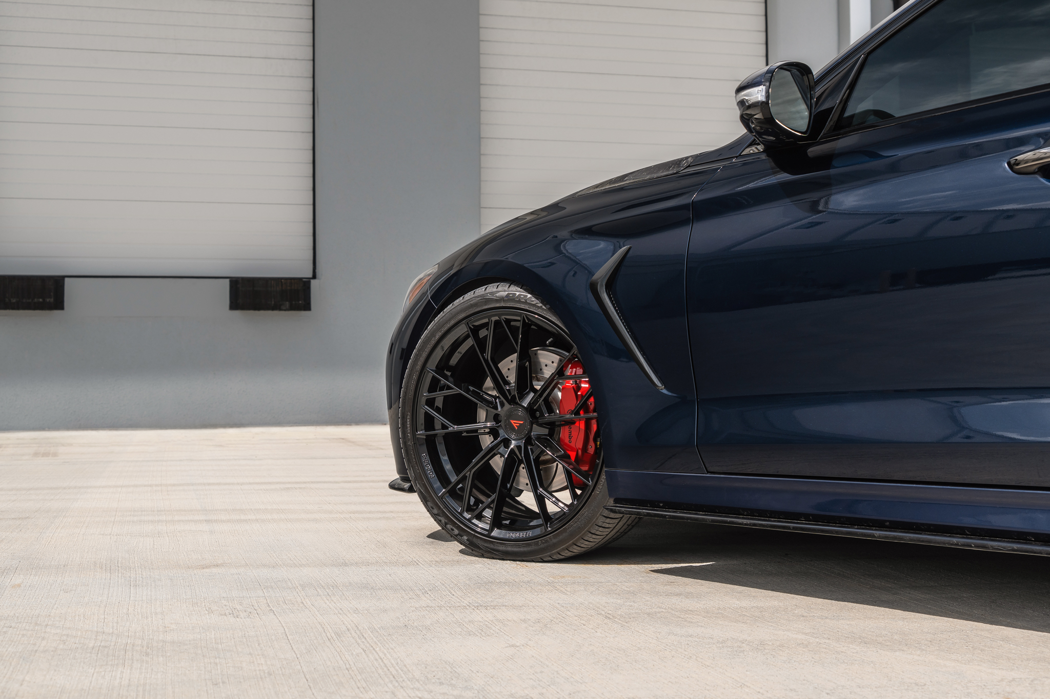 Genesis G70 - FR11 OB (10 of 13)