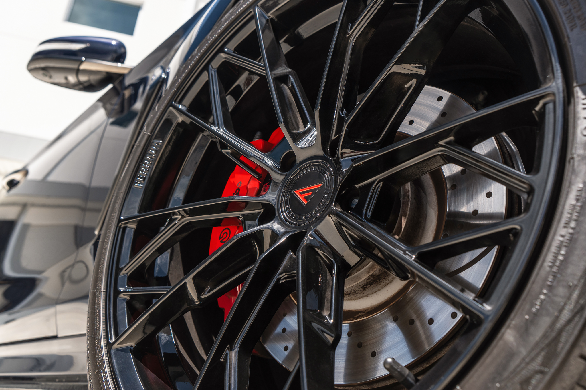 Genesis G70 - FR11 OB (4 of 13)