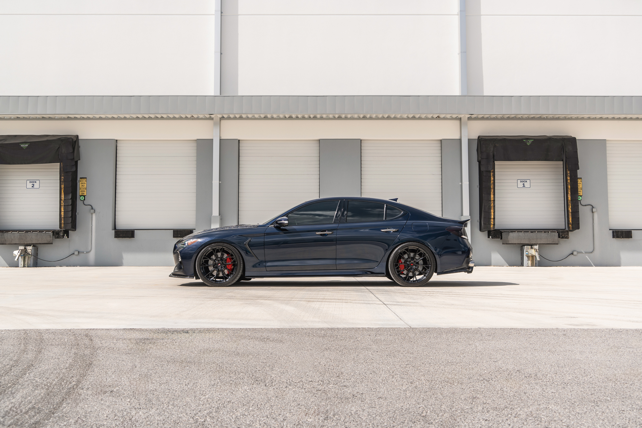 Genesis G70 - FR11 OB (7 of 13)