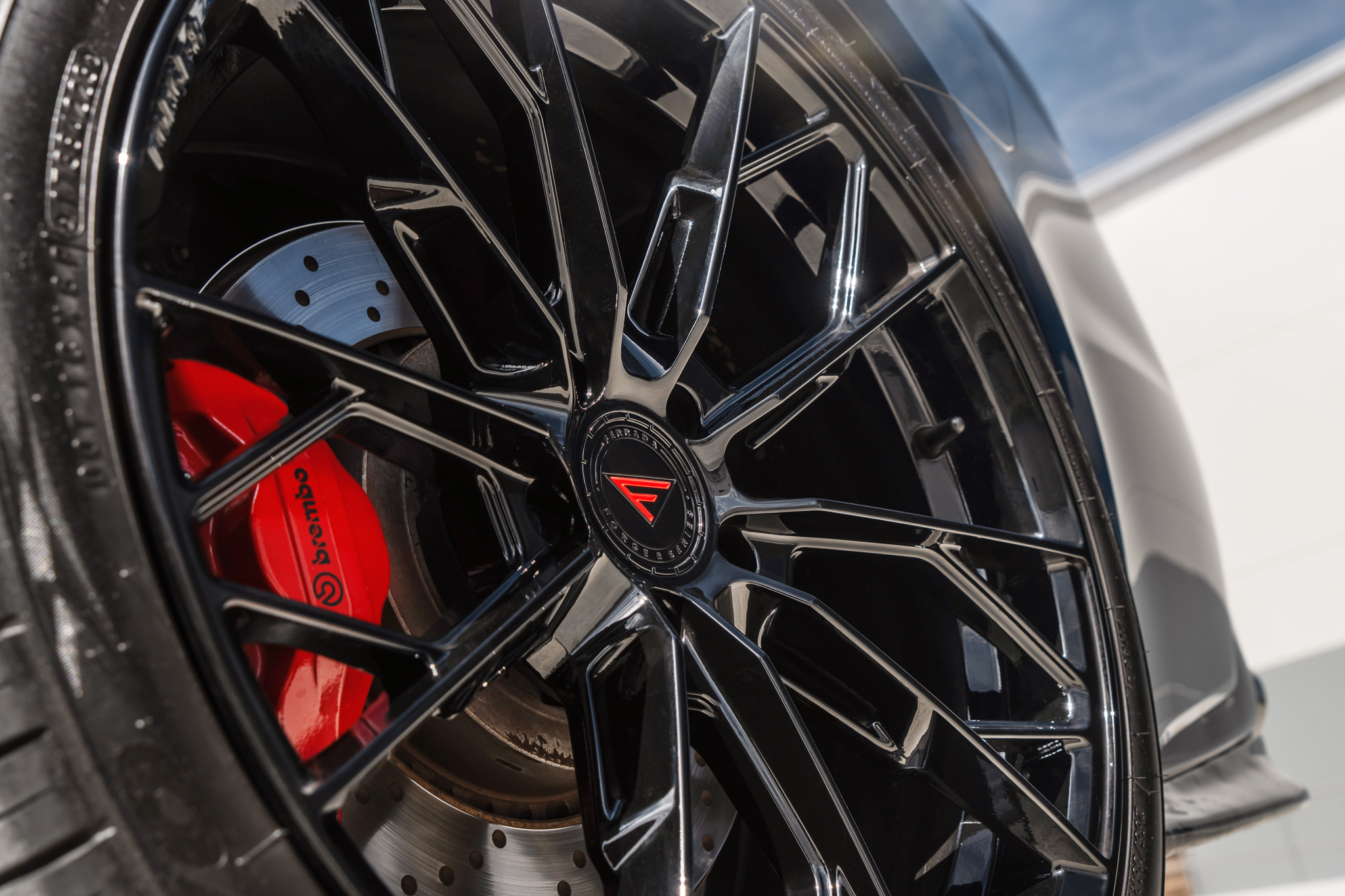 Genesis G70 - FR11 OB (9 of 13)